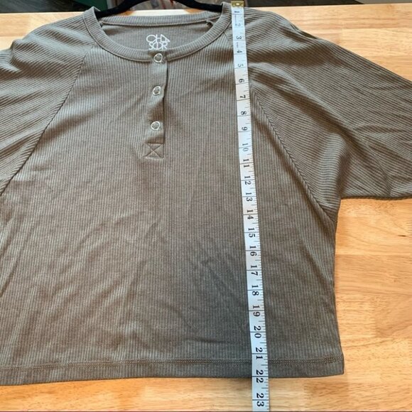 Anthropologie x Chaser Olive Green Henley Top Size XS - Picture 10 of 10